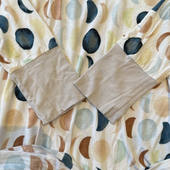 Women’s Little Sleepies Pajama set - Picture 4 of 8